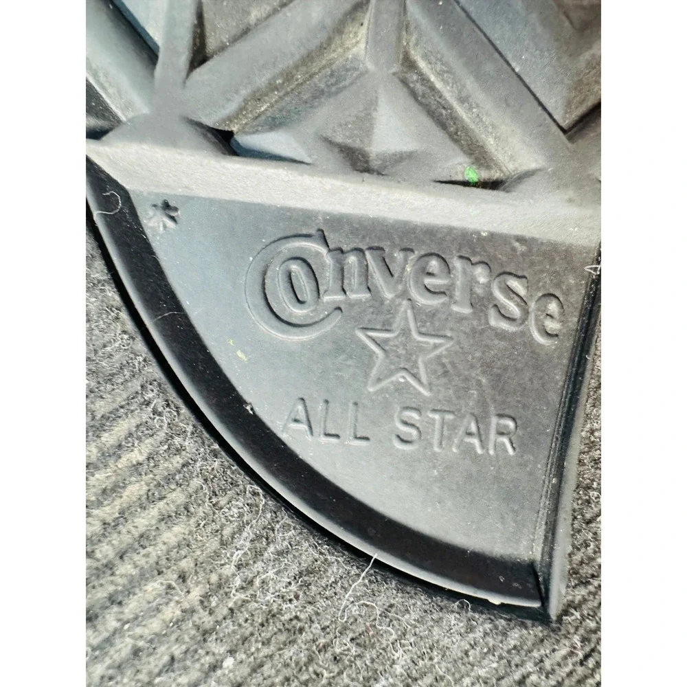Converse Chuck Taylor All Star High Top White Red Stripe Women's‎ Size 7 Retro